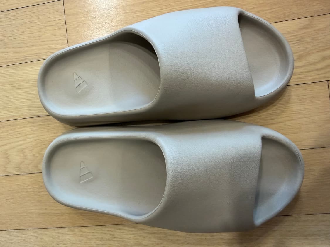 Yeezy 이지 슬라이드 퓨어 상품이미지3