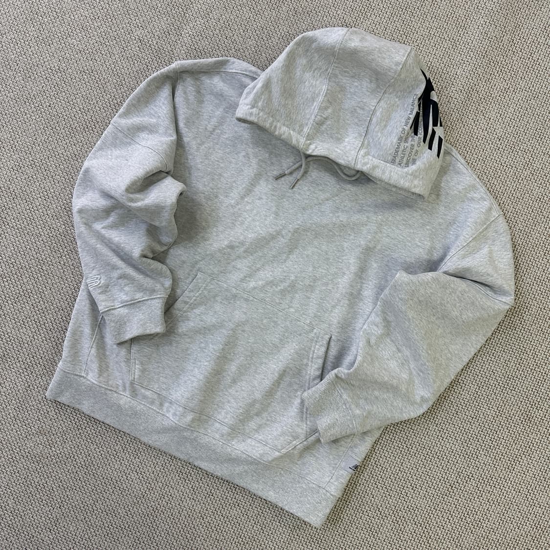 M 뉴발란스 그레이 후드 티셔츠 0410D 상품이미지1