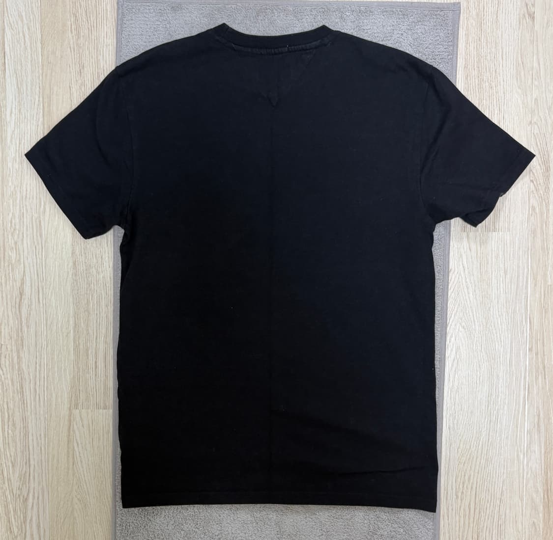 [S급] 타미진스 블랙 빅로고 티셔츠 S(레귤러핏) 상품이미지2