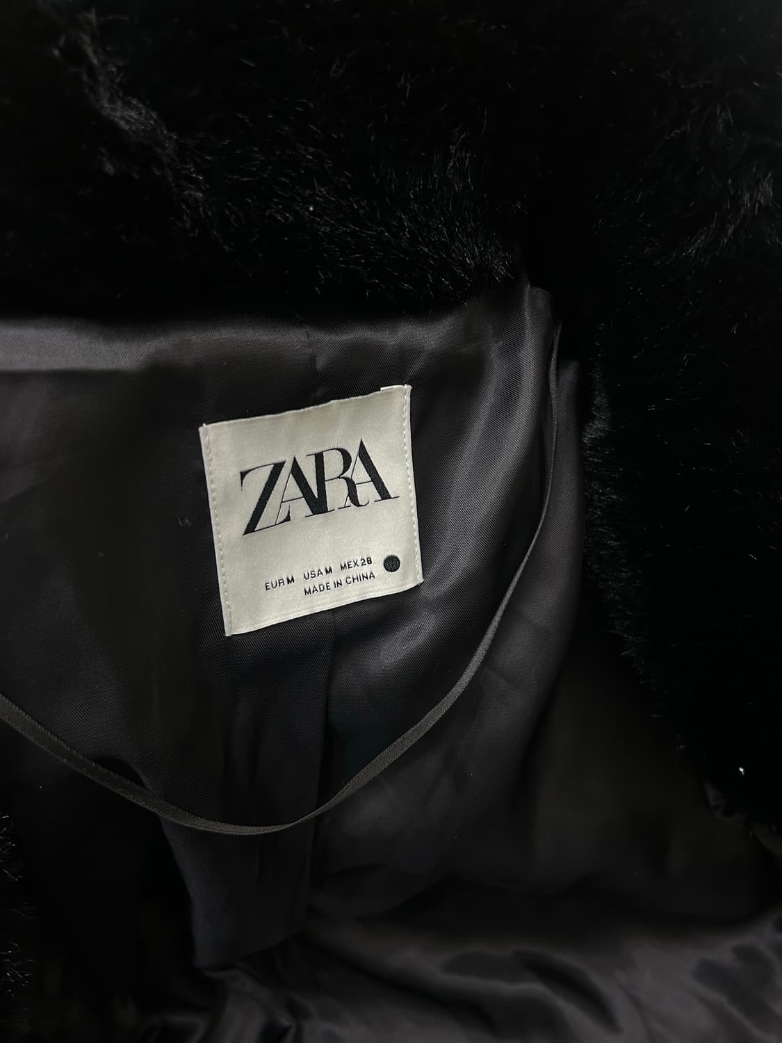 [한국L]ZARA 페이크퍼 롱 코트/블랙 상품이미지5
