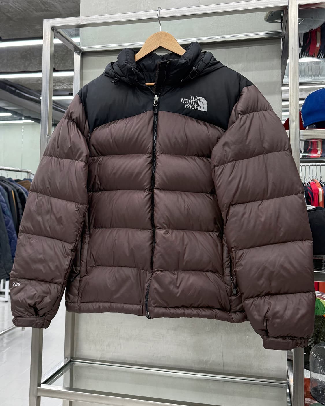 노스페이스 700 초코브라운 눕시 구스다운 점퍼 상품이미지2