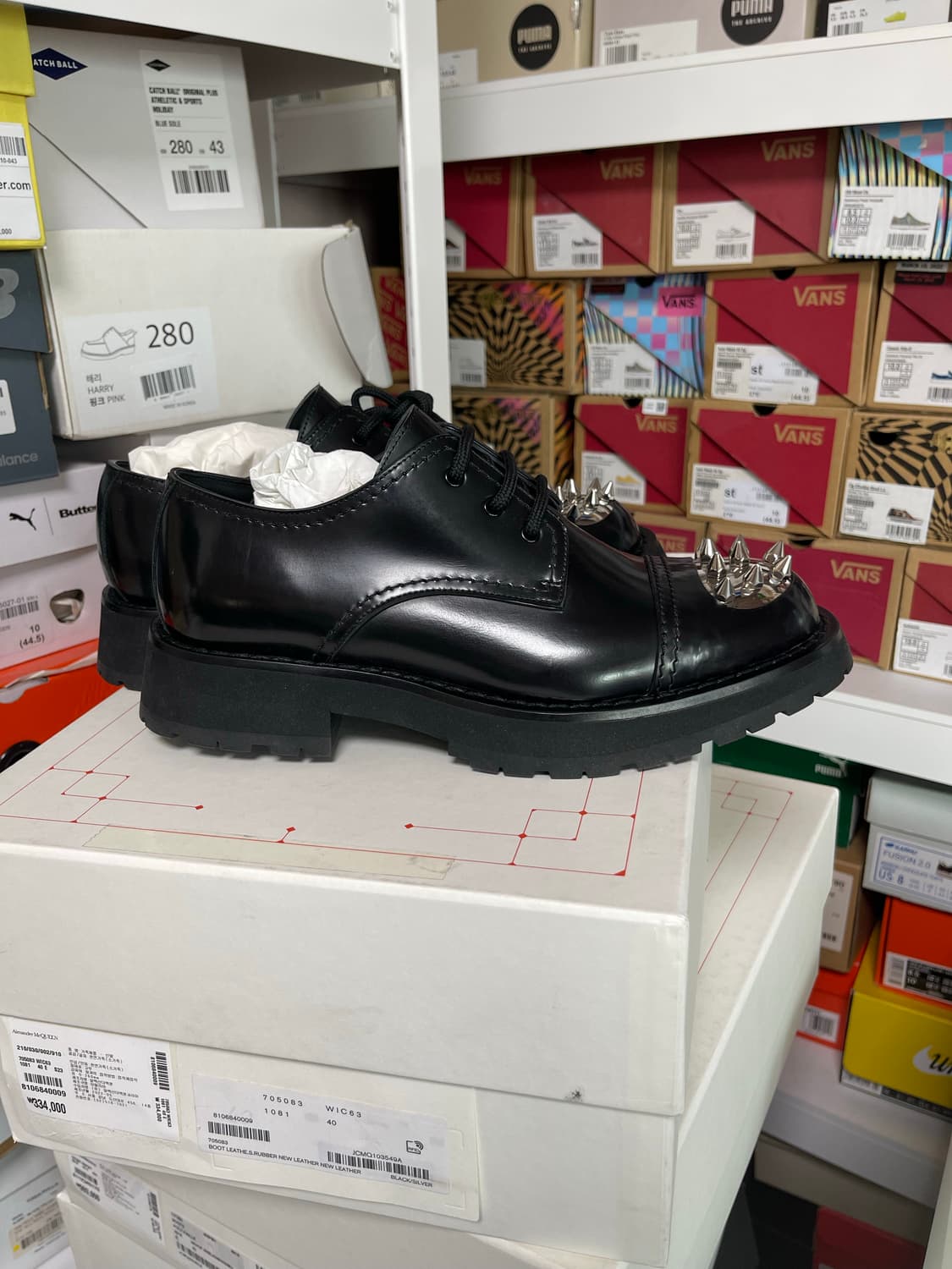 40)알렉산더맥퀸 스터드 블랙 더비슈즈 상품이미지5