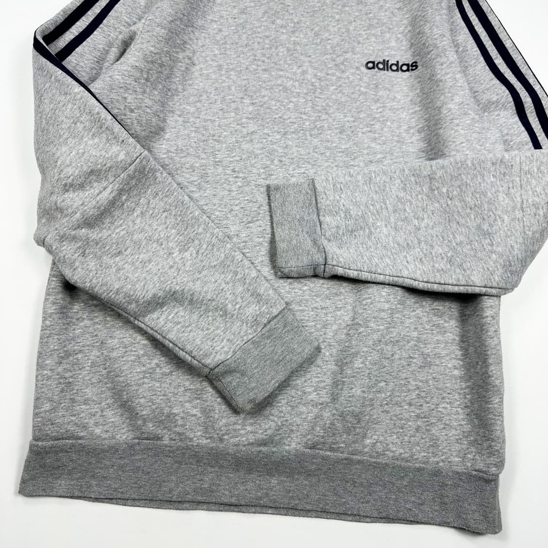 아디다스 오리지널 그레이 크루넥 맨투맨 (L) 상품이미지4