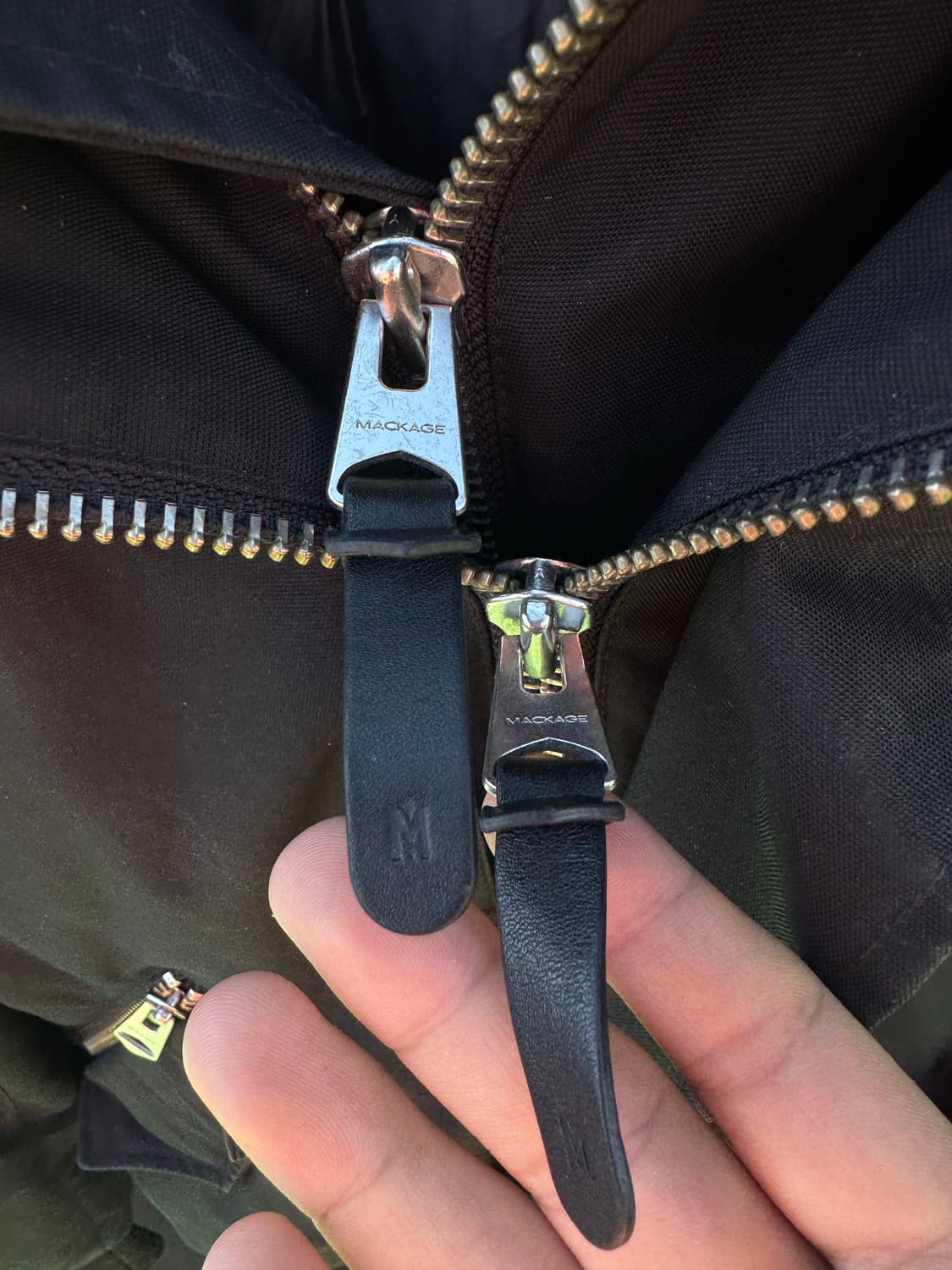 (급처)22-23FW맥케이지 딕슨 블랙 퍼 44 MACKAGE DIXON 상품이미지8