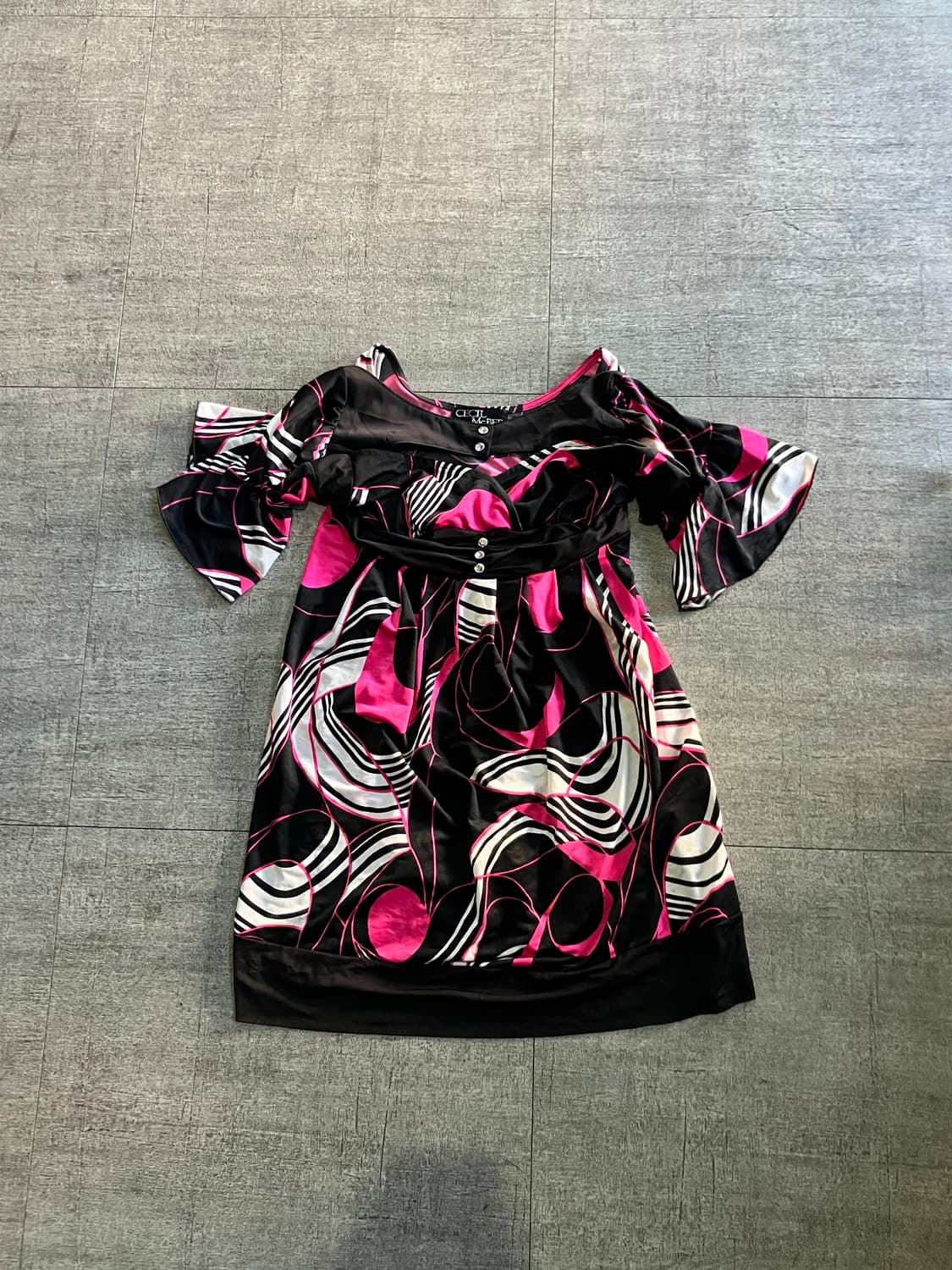 CecilMcbee 세실맥비 핀터깔y2k 오리엔탈펑크 반팔블라우스 상품이미지1