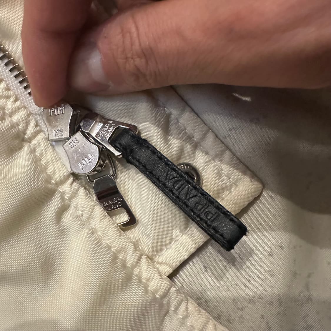 프라다 PRADA 나일론 자켓 상품이미지5