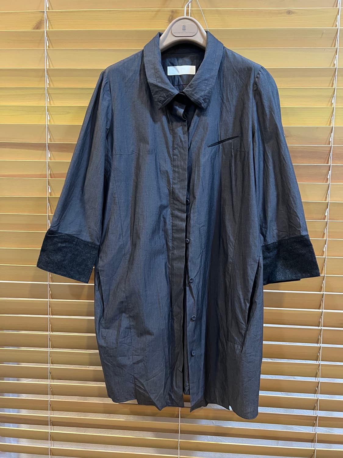 구호 KUHO 여성 차콜그레이 롱셔츠 셔츠자켓 상품이미지2