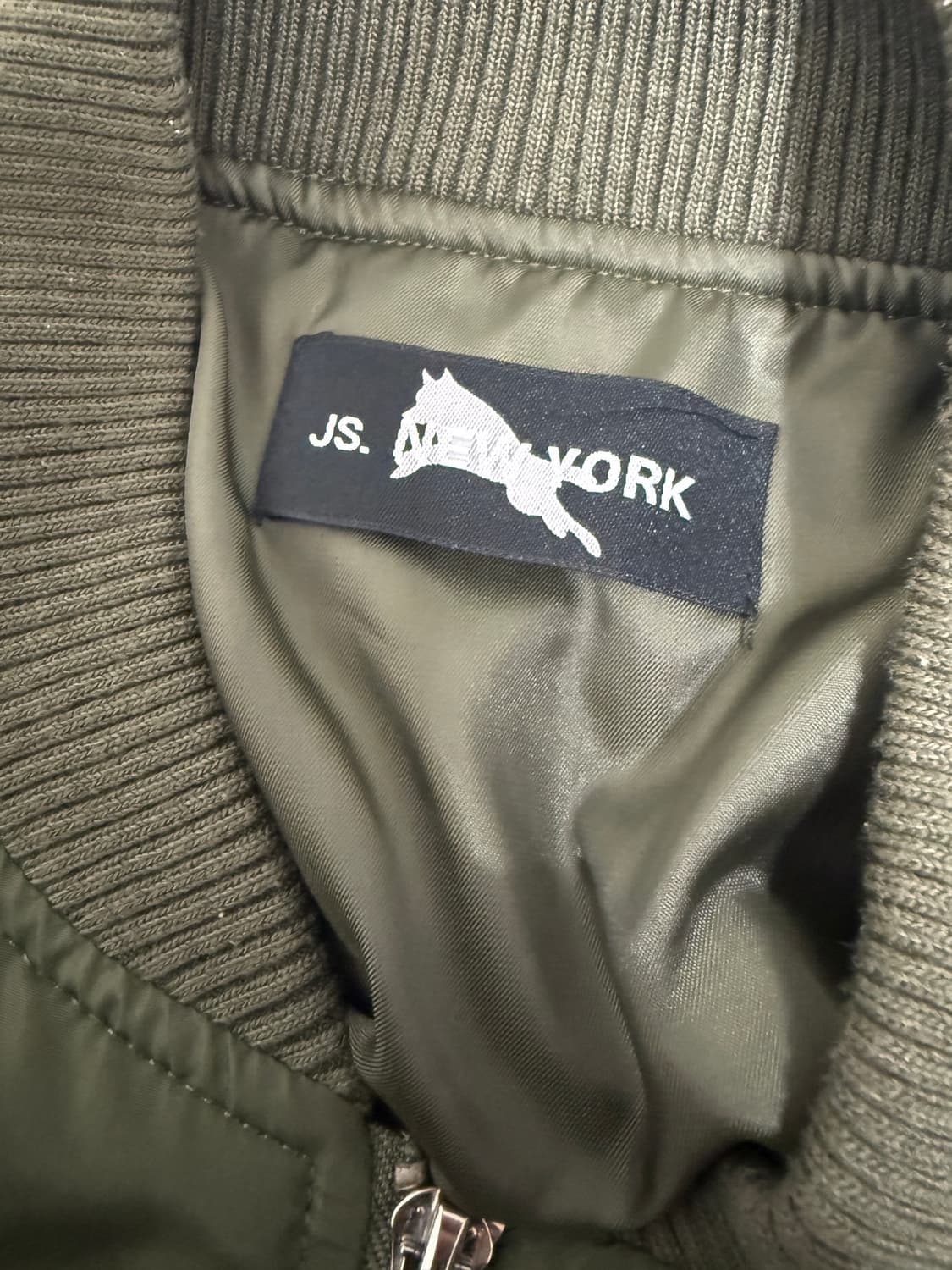 JS뉴욕 카키색 끈 장식 봄버 자켓 상품이미지5