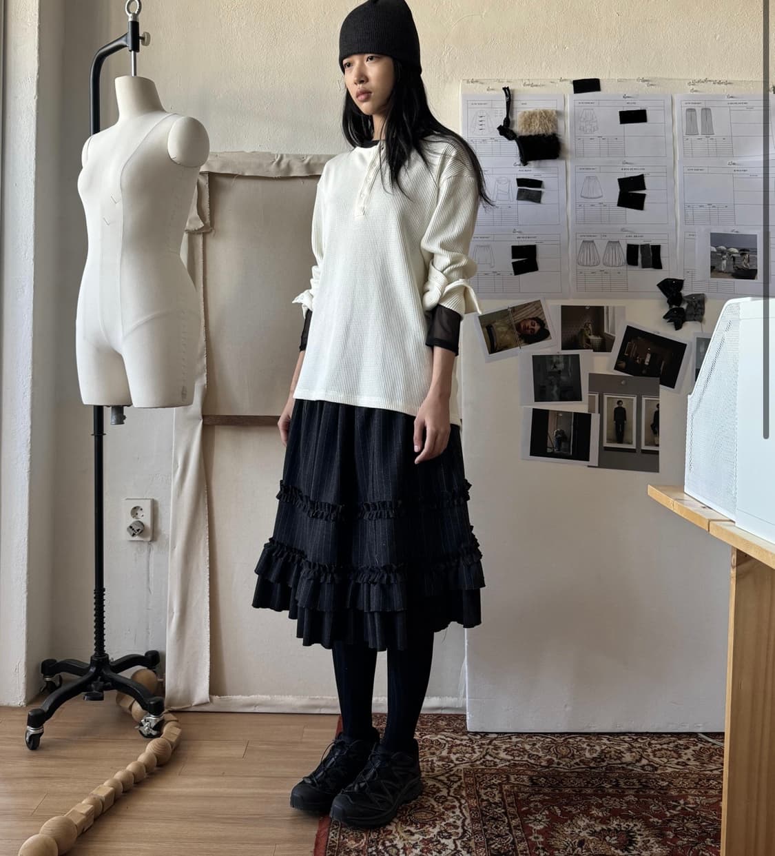 생긴스튜디오 WOOL FRILL MIDI STRIPE SKIRT 상품이미지3