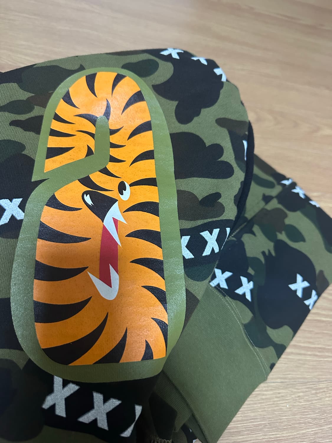 베이프 샤크후드 갓셀렉션 콜라보 팝니다 상품이미지4