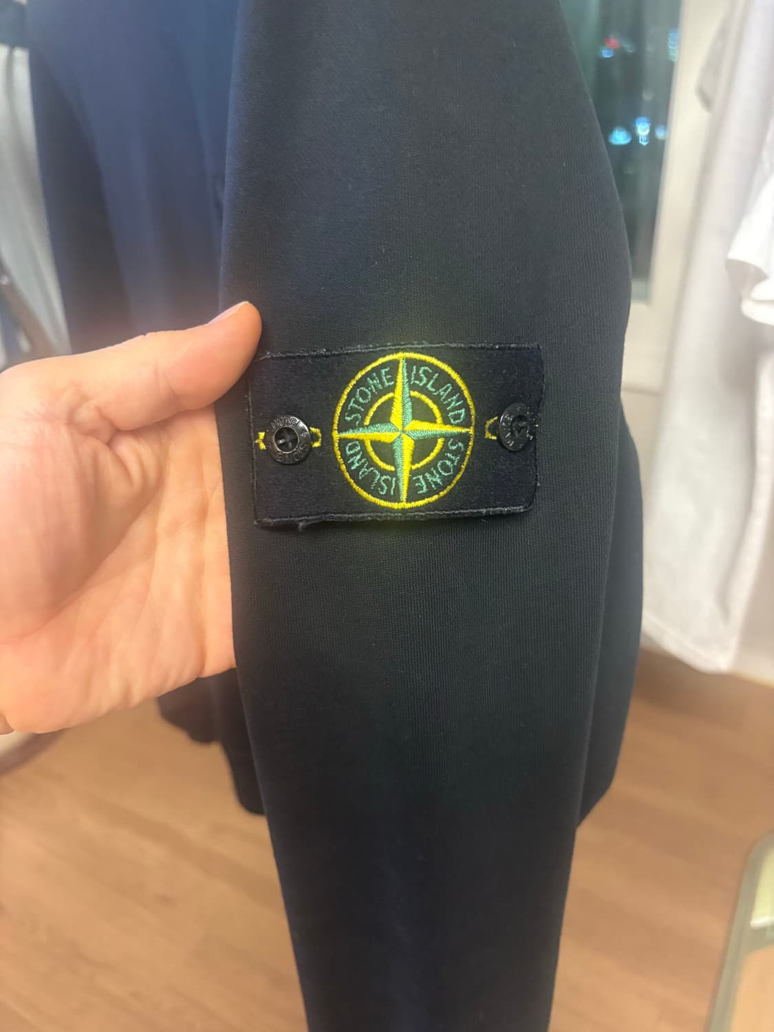 스톤아일랜드 맨투맨 M 상품이미지2