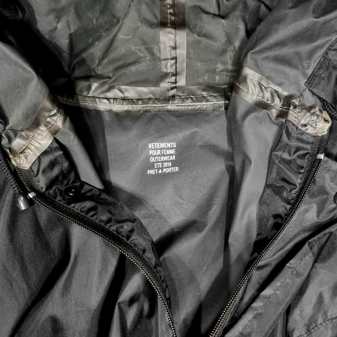 베트멍 | 16FW 레인코트 | 블랙 | OS 상품이미지5