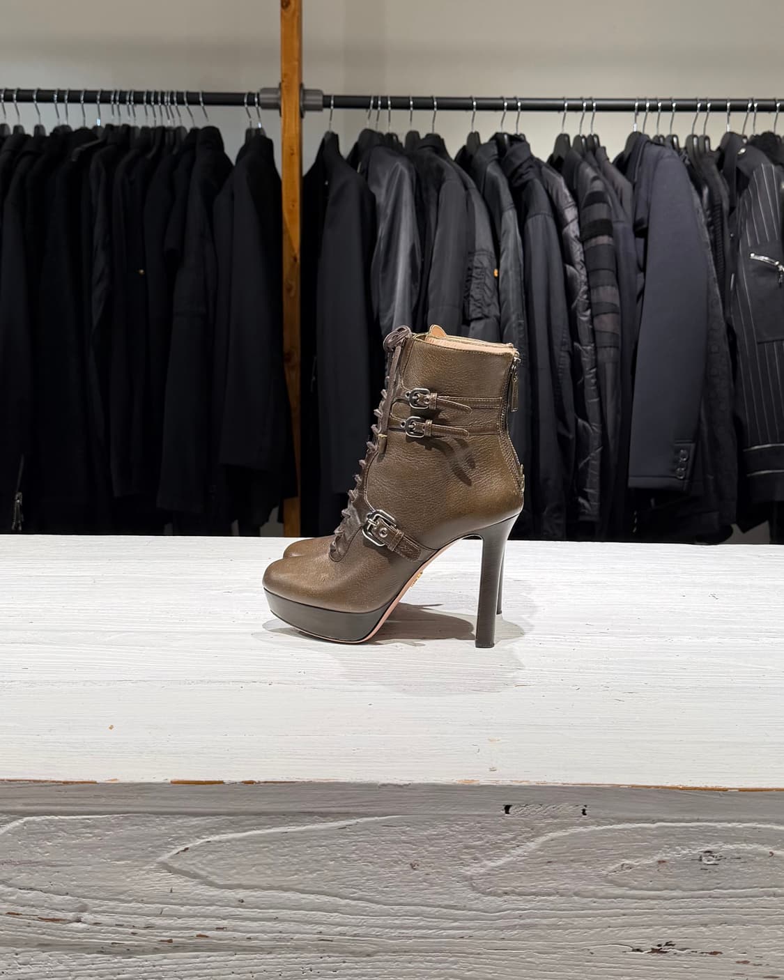 프라다 카키 레더 레이스업 플랫폼 앵클부츠 상품이미지5