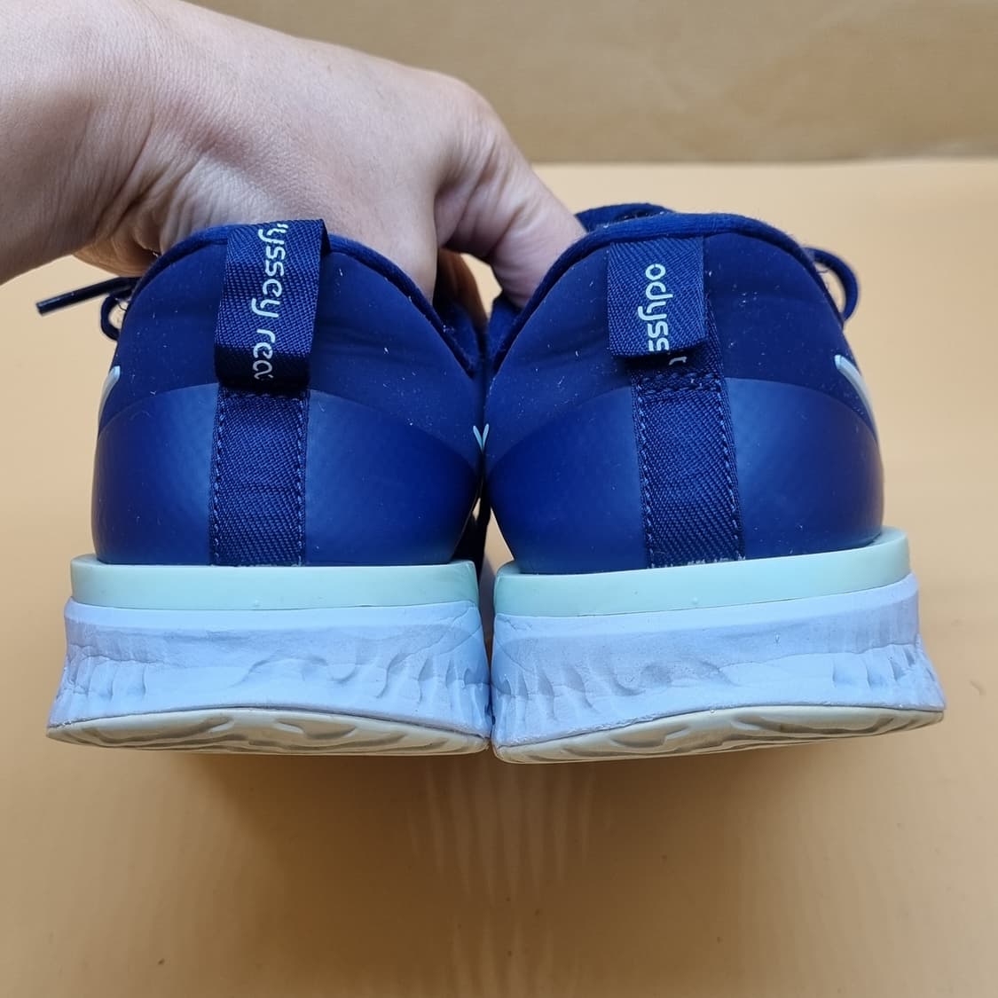 나이키 오디세이 리액트 플라이니트 런닝화245  상품이미지4