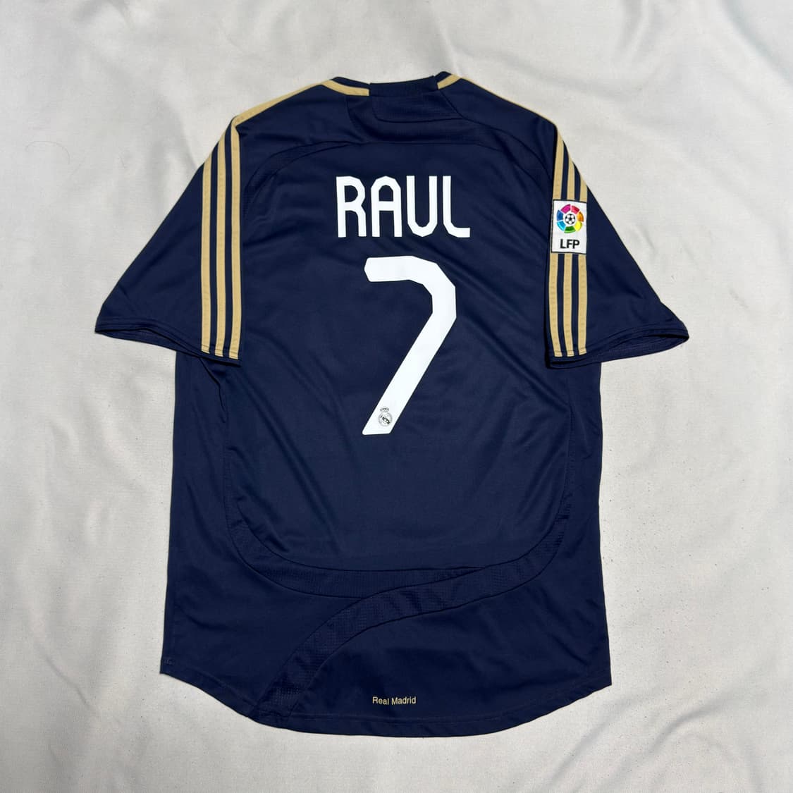 105 아디다스 07-08 레알마드리드 어웨이 라울 유니폼 상품이미지2