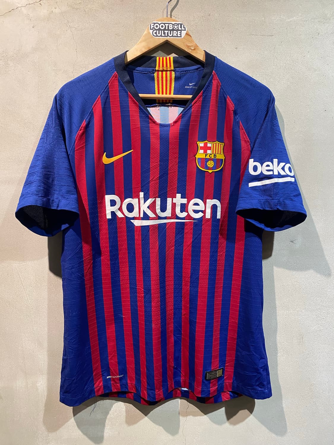 18-19 바르셀로나 메시 어센틱 홈 유니폼 상품이미지1