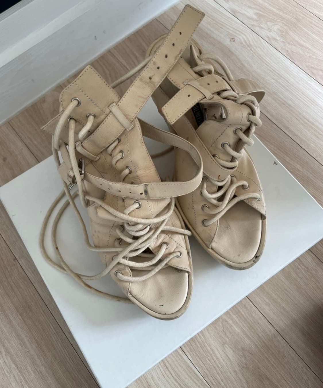 앤드뮐미스터 스트랩 웨지힐 상품이미지2