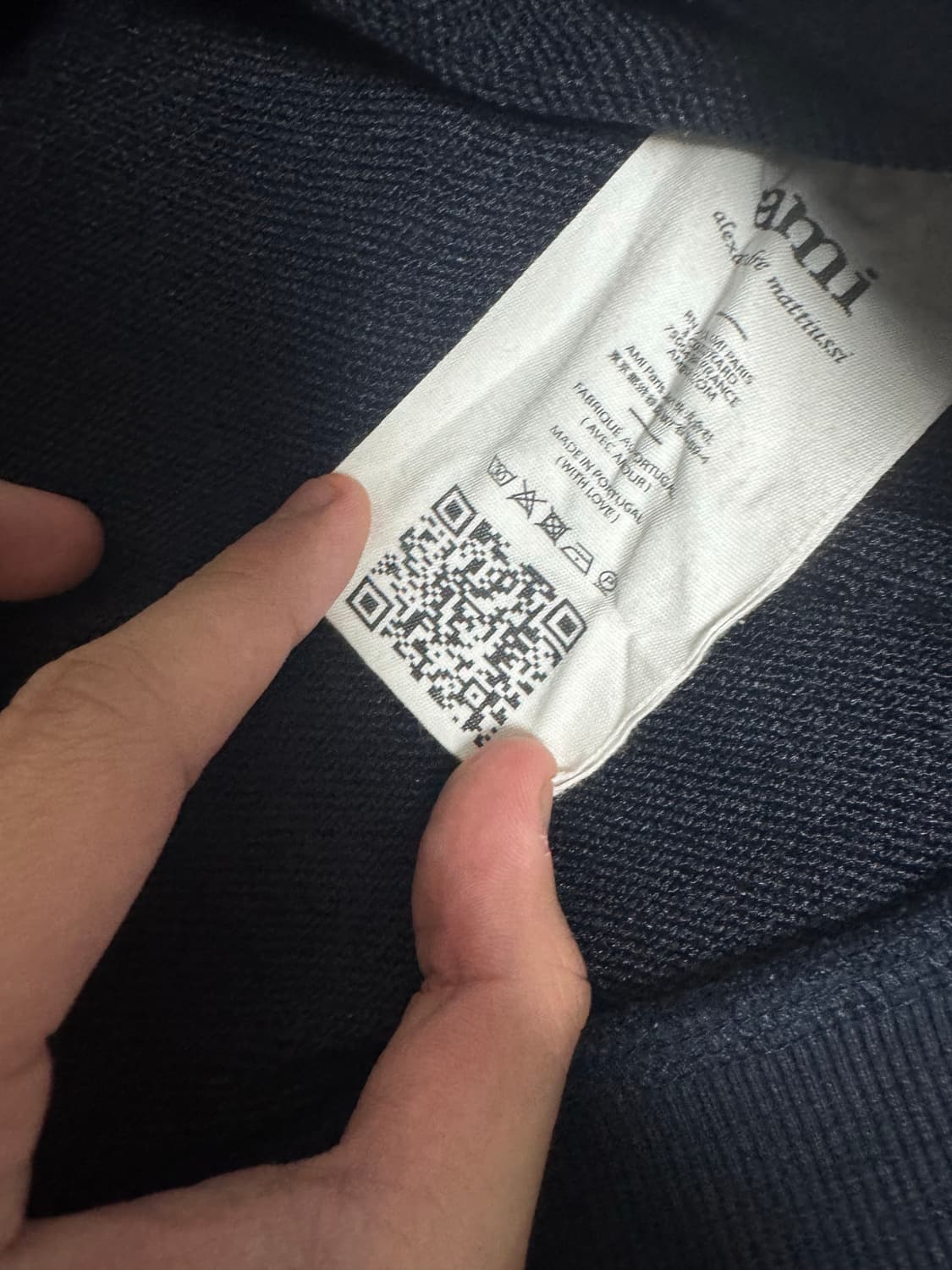 아미 스몰 하트 로고 맨투맨 네이비 상품이미지2