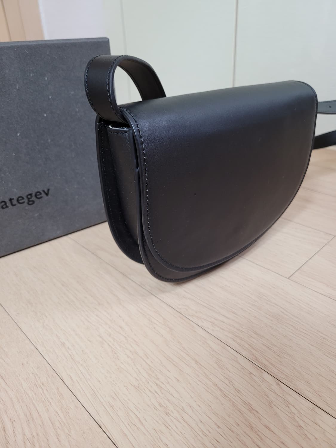 엘바테게브 Elbategev 미니백 블랙 (크로스백)  상품이미지5