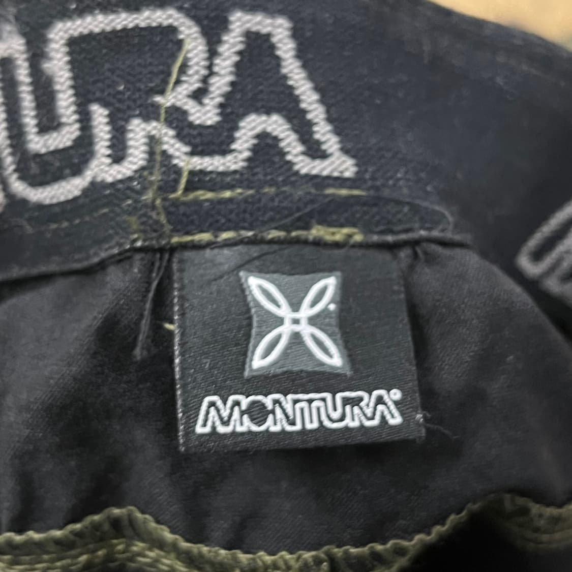 [정품/XL] 몬츄라 블랙 카키 배색 등산 바지 b19 상품이미지5