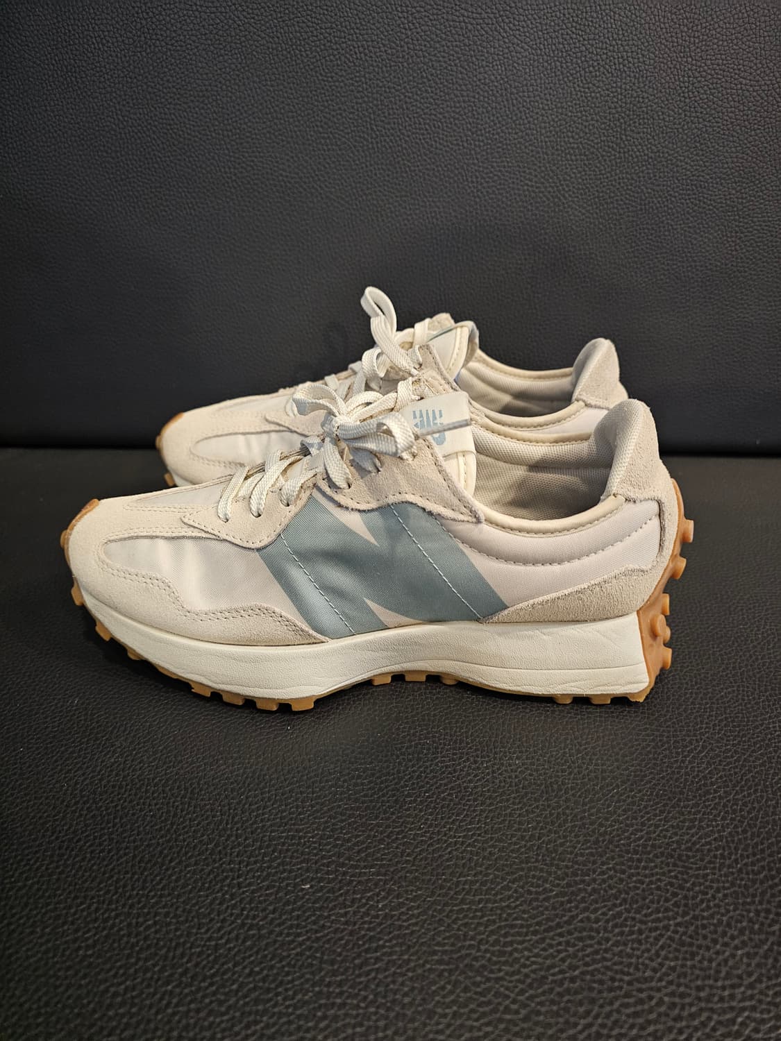 뉴발란스 문빔 327 아이보리 운동화 상품이미지4