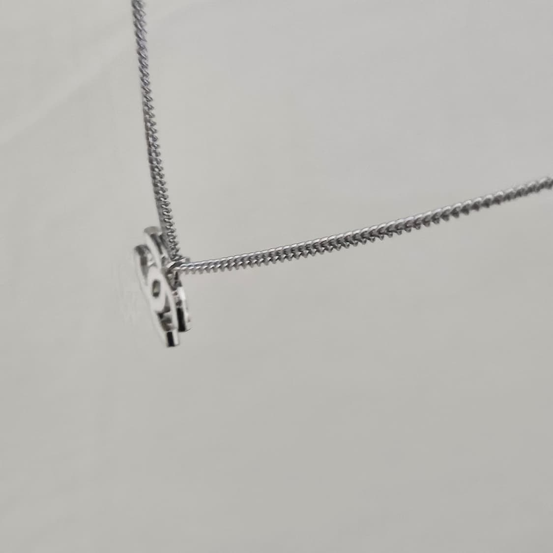 샤넬 빈티지 업사이클링 목걸이 화이트 CC로고 남자 목걸이 남여공용 상품이미지3