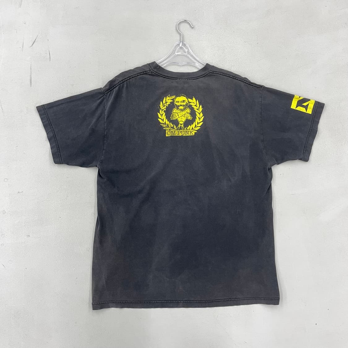 WWE CM PUNK Fading VINTAGE Tshirt 상품이미지3