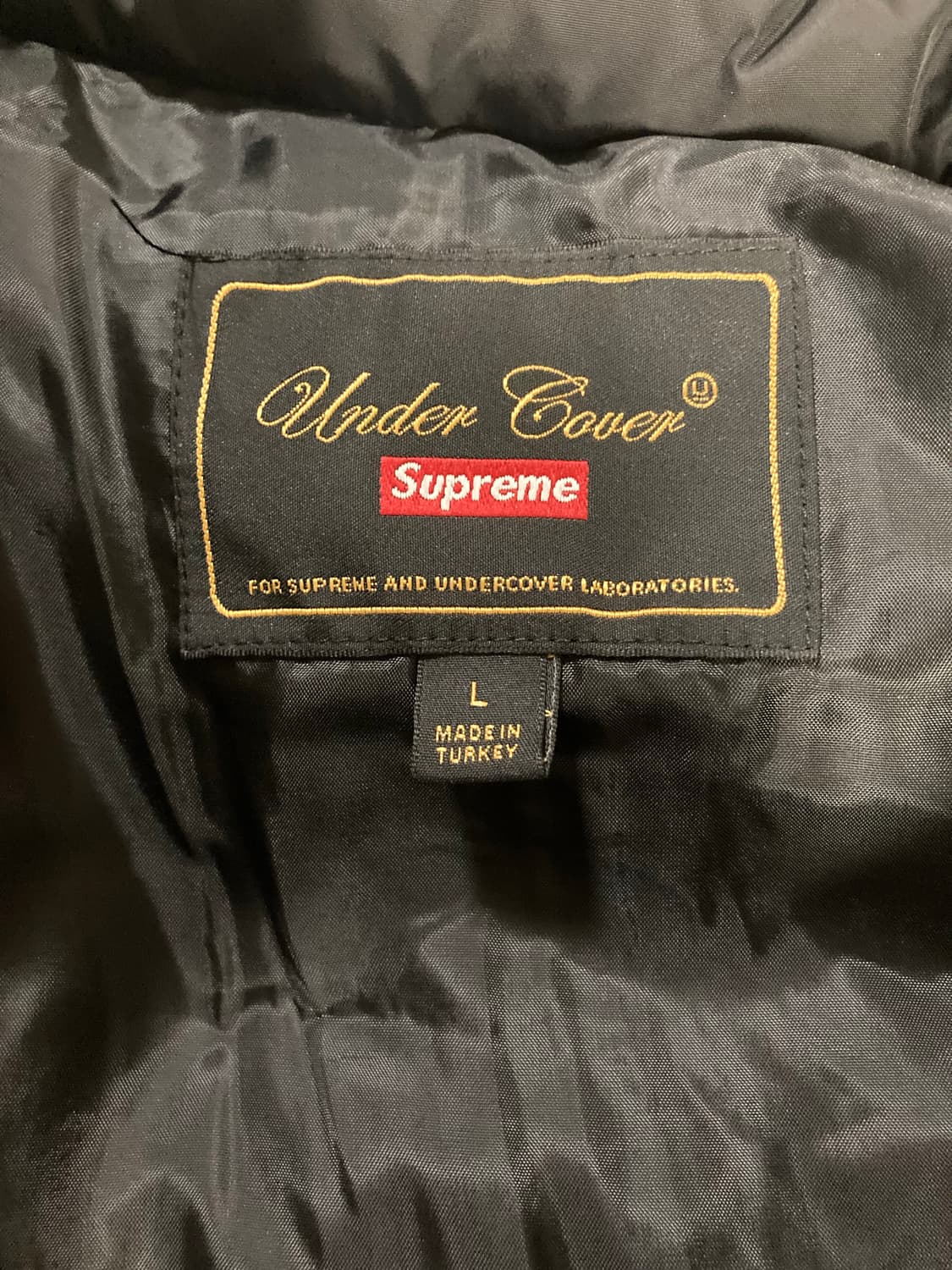 슈프림 언더커버 푸퍼 스터드 패딩 L팝니다 상품이미지3