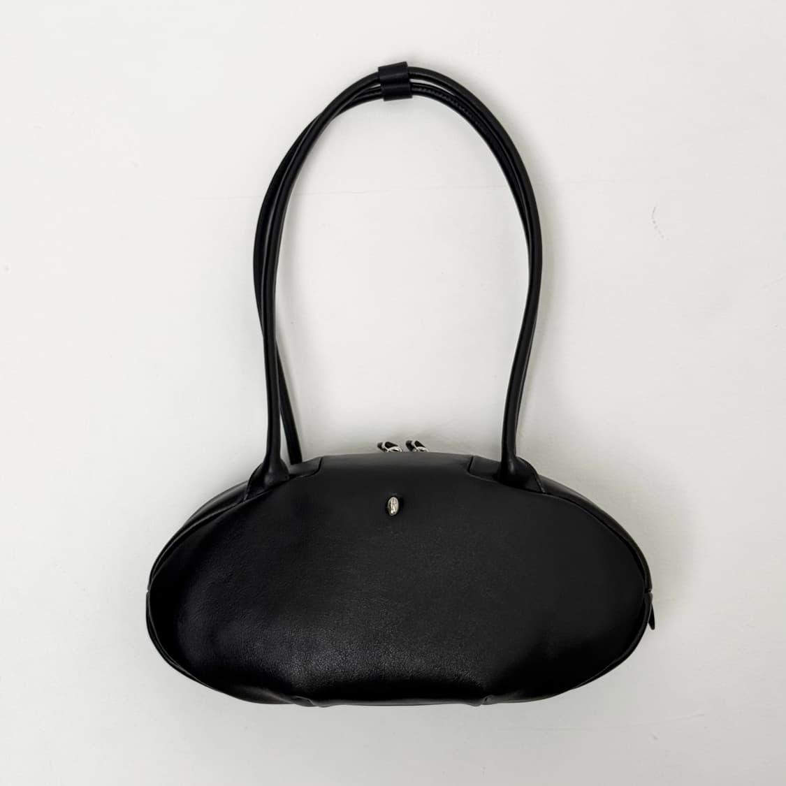 (새상품) 이랩 EEREP 오발 숄더백 블랙 상품이미지3