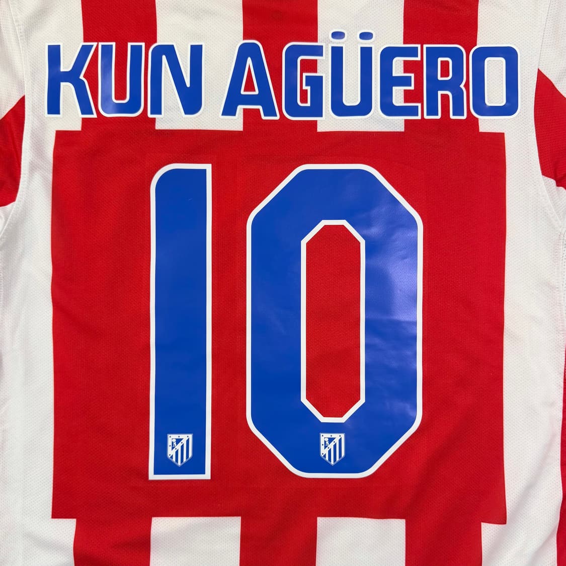 10-11 AT마드리드 홈 아구에로 유니폼 상품이미지2