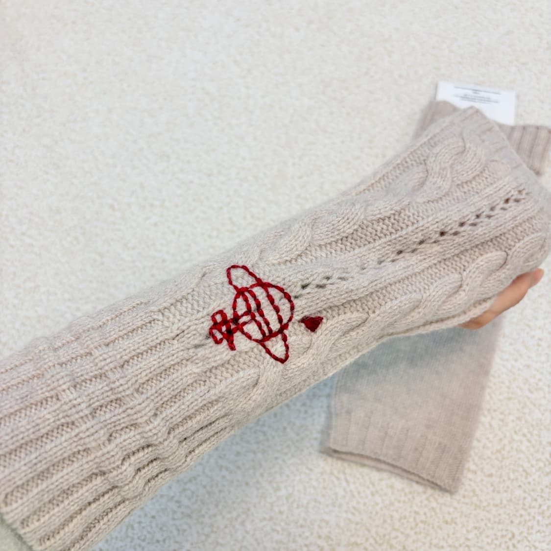 비비안웨스트우드 케이블 니트 핸드 암워머 상품이미지4