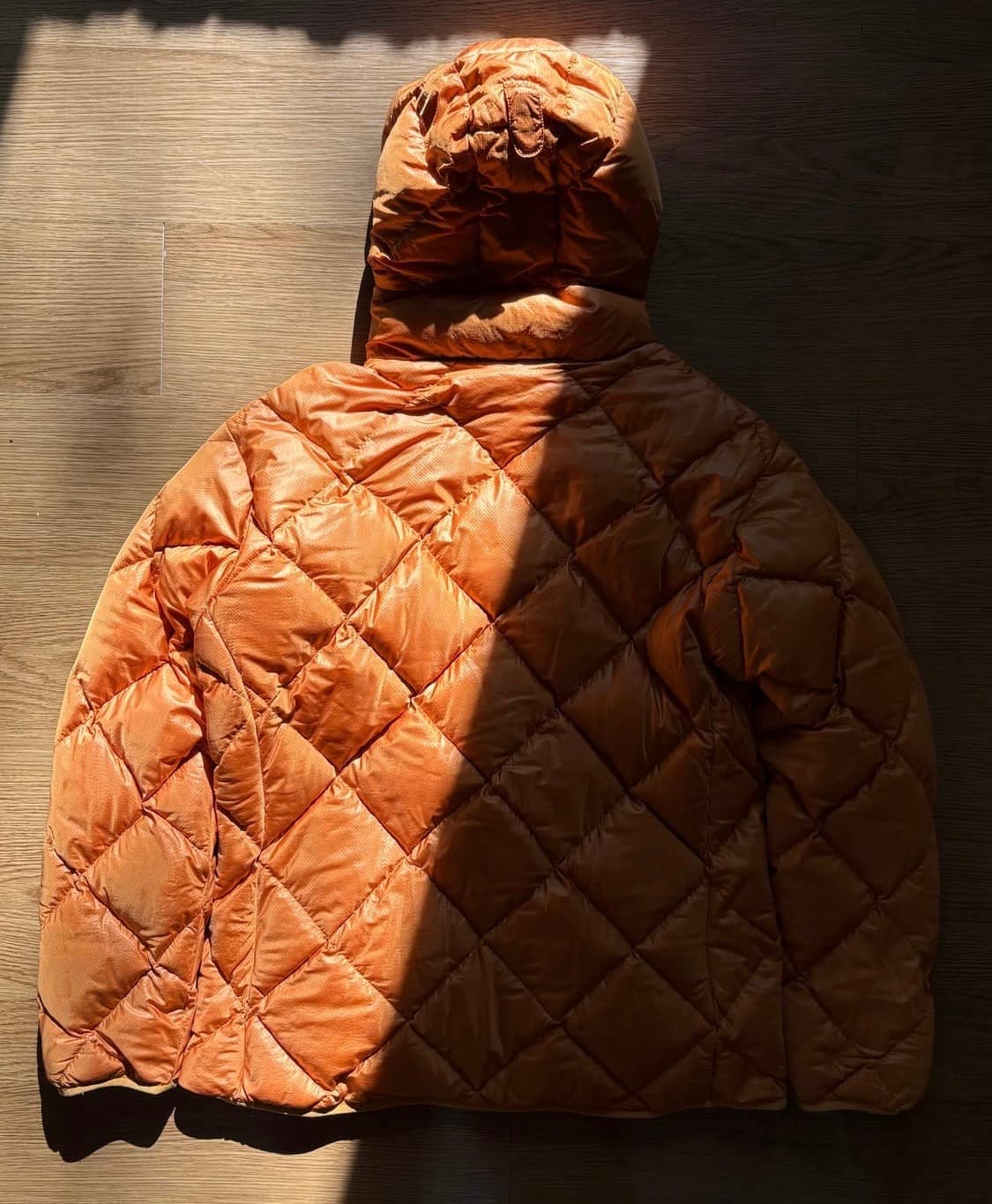 몽벨 재팬 다이아몬드 퀼팅 경량패딩 상품이미지2