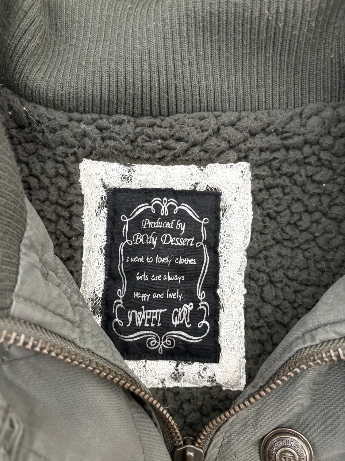 카키 퍼 점퍼 상품이미지5