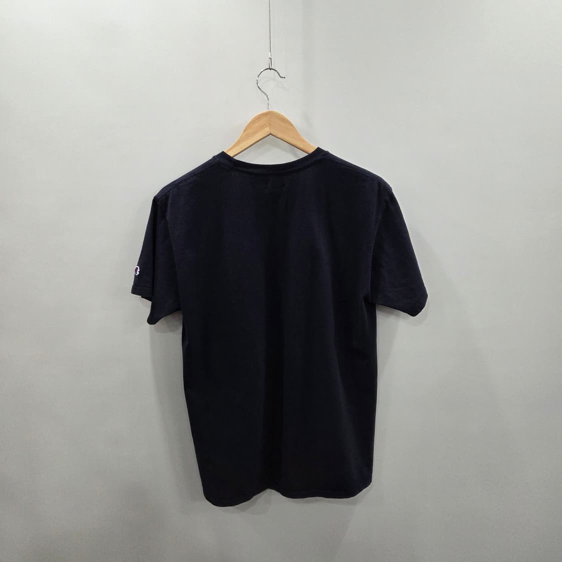 챔피온 프린팅 티셔츠 네이비 M  상품이미지4