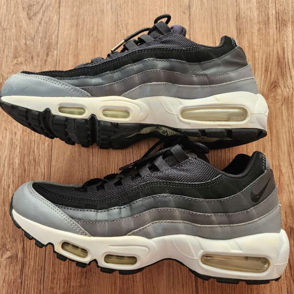 나이키 에어 맥스 95 에센셜 다크그레이 749766-021(280) 상품이미지2