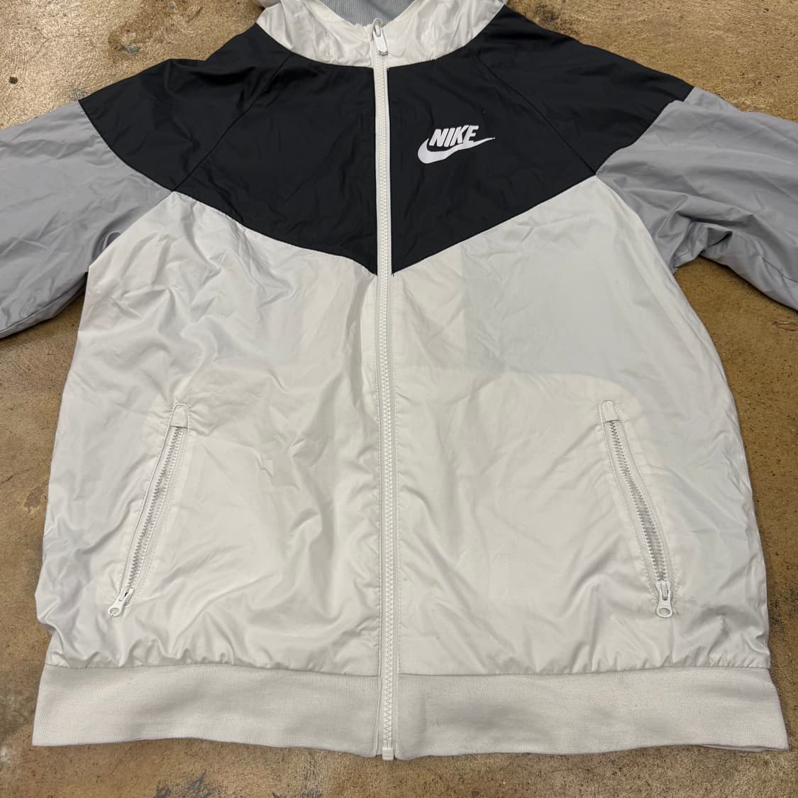 [정품/XL] 나이키 바람막이 후드 자켓 블랙 화이트 그레이 b10 상품이미지3