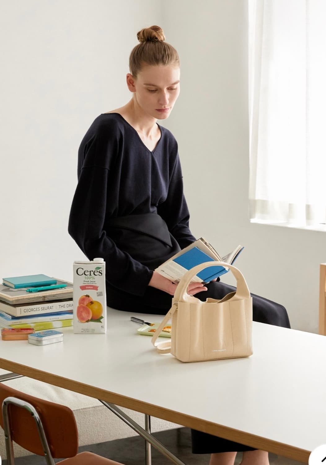 조셉앤스테이시 러플토트백 소가죽가방 정가 329,000원) 상품이미지3