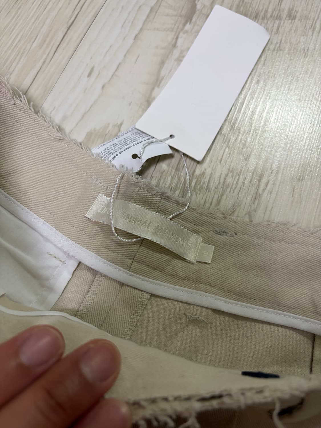 [M] 라이풀 핀턱 버뮤다 쇼츠 반바지 베이지 새상품 상품이미지2