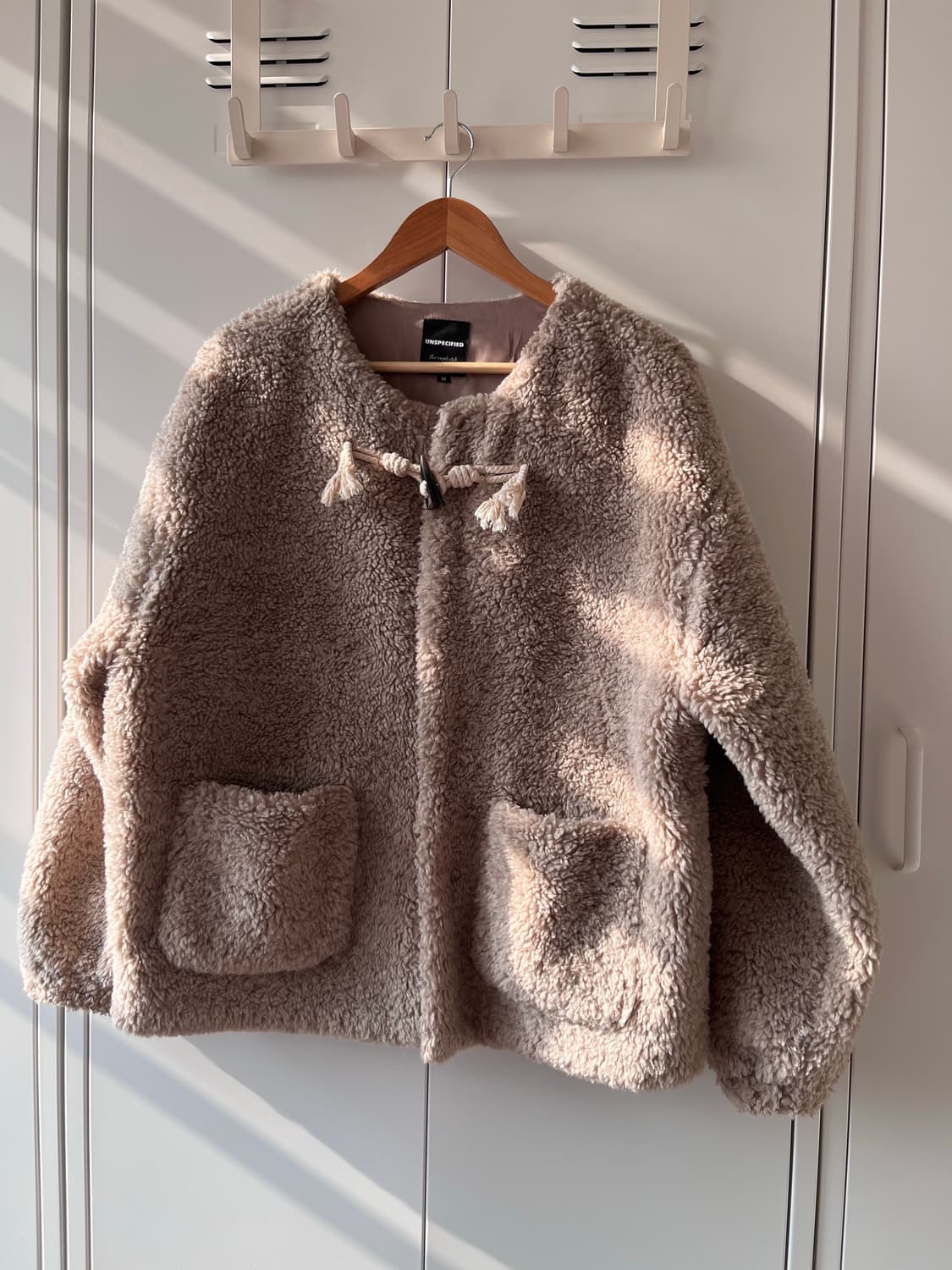 Unspecified 원버튼 뽀글이 양털 퍼자켓 상품이미지4