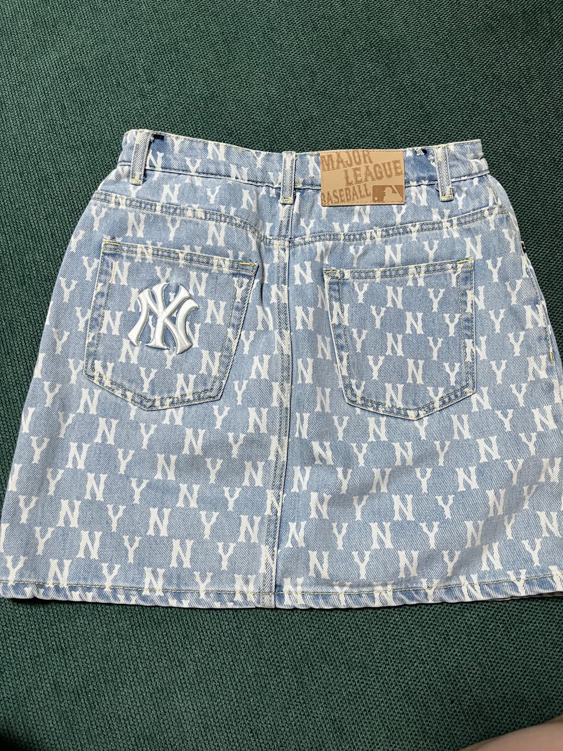 MLB NY 양키스 로고 데님 스커트 상품이미지3