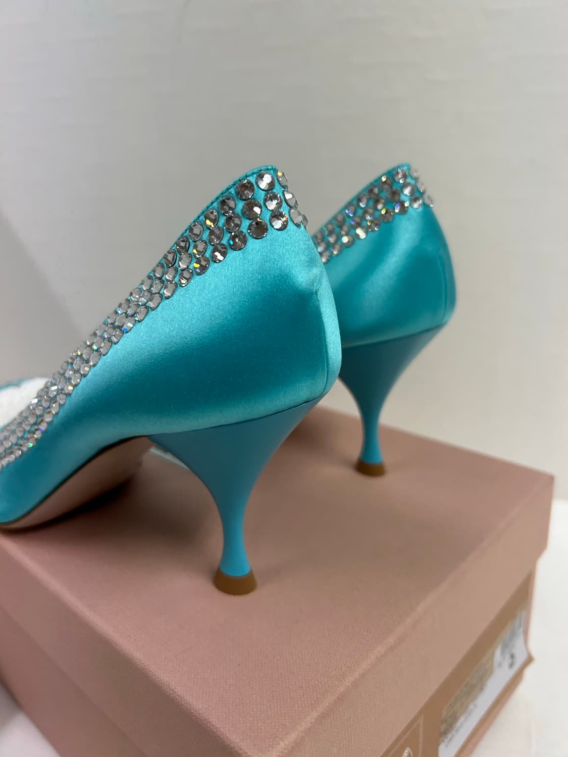 (새상품) 미우미우 스틸레토 상품이미지3