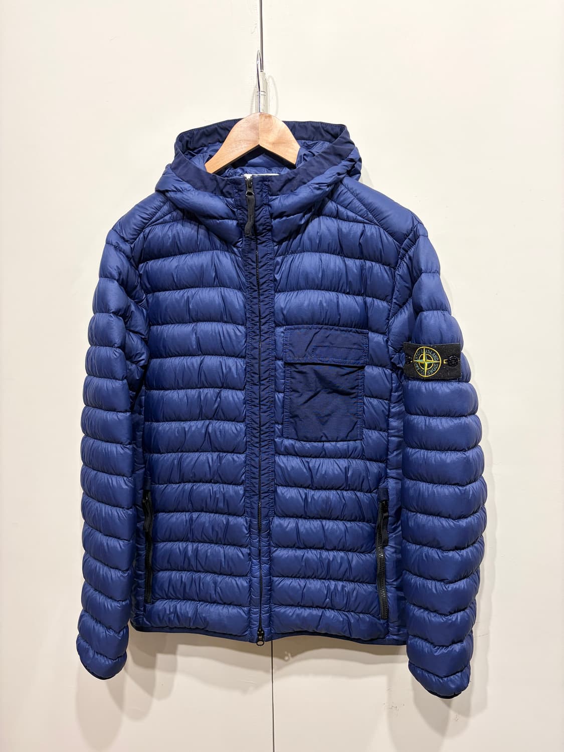 스톤아일랜드 가먼트 다이드 마이크로 얀 경량 패딩 자켓 상품이미지2