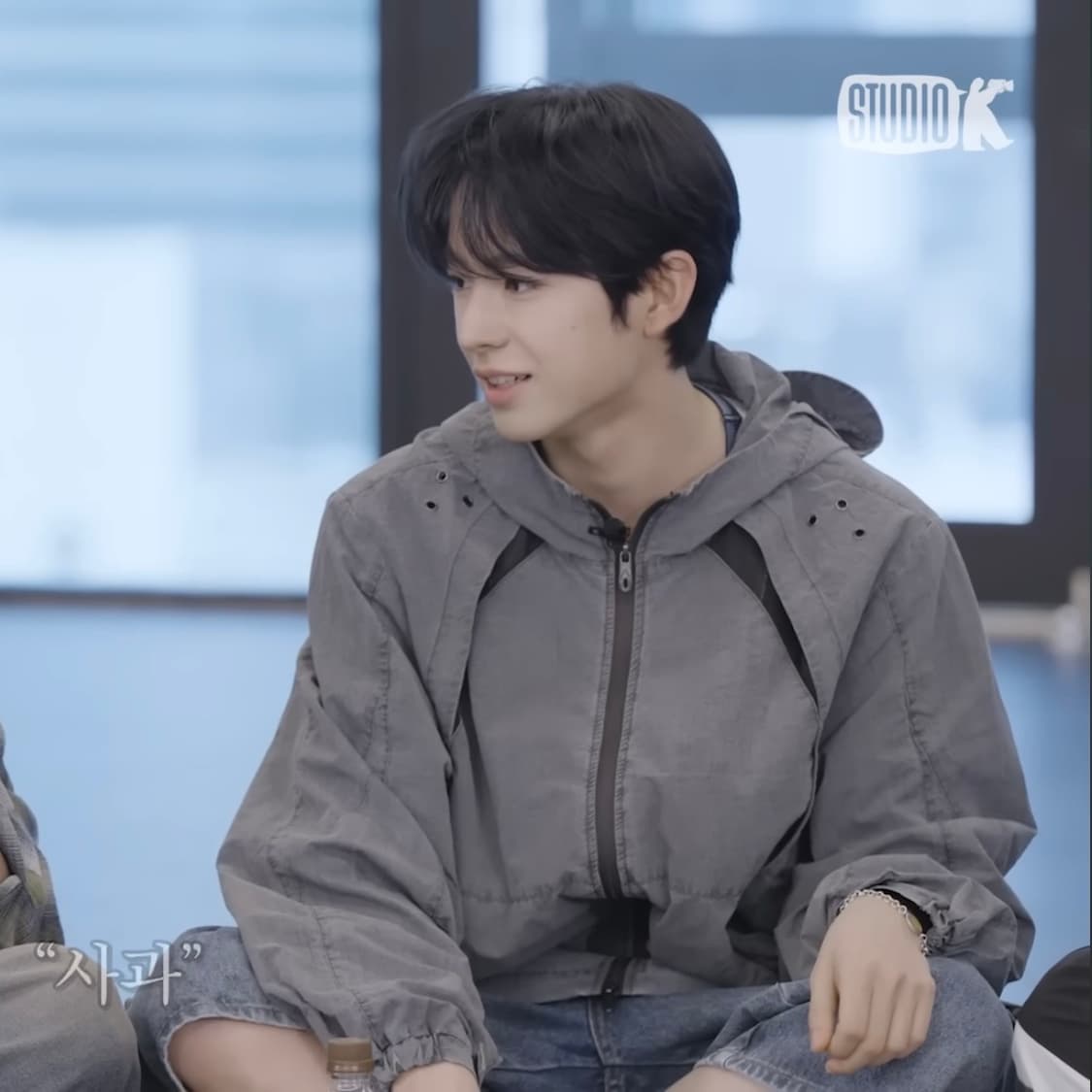 (유우시 손민수템) 피그먼트 나일론 메쉬 자켓 스모키 그레이 상품이미지3