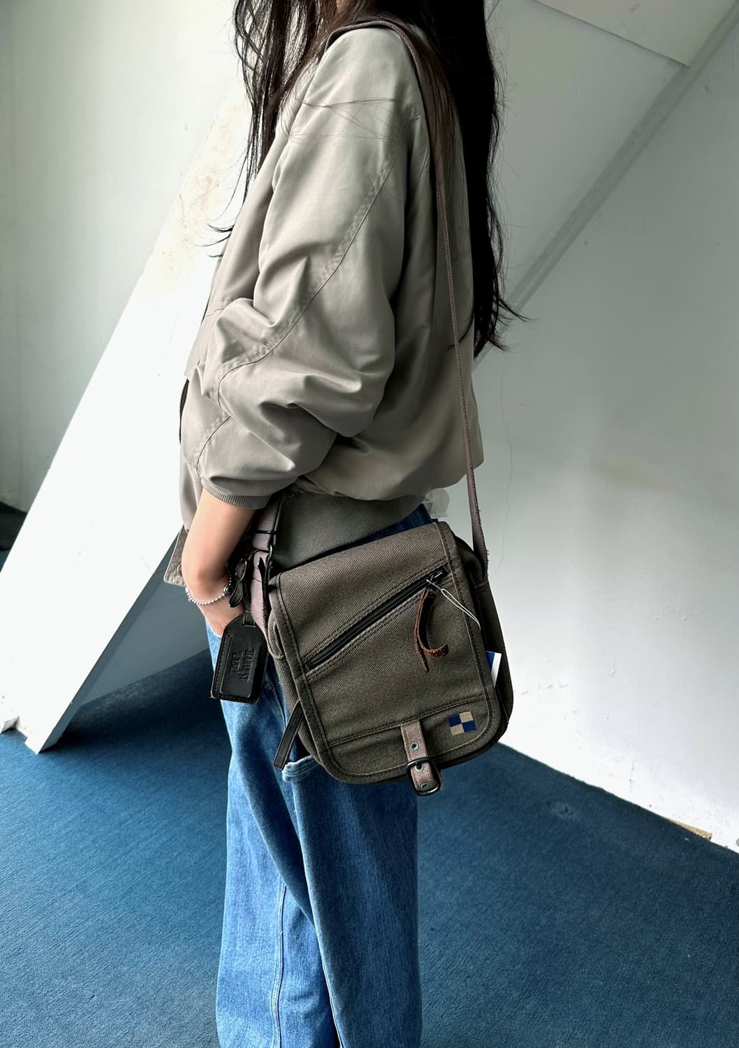 High count poly design blouson 상품이미지5