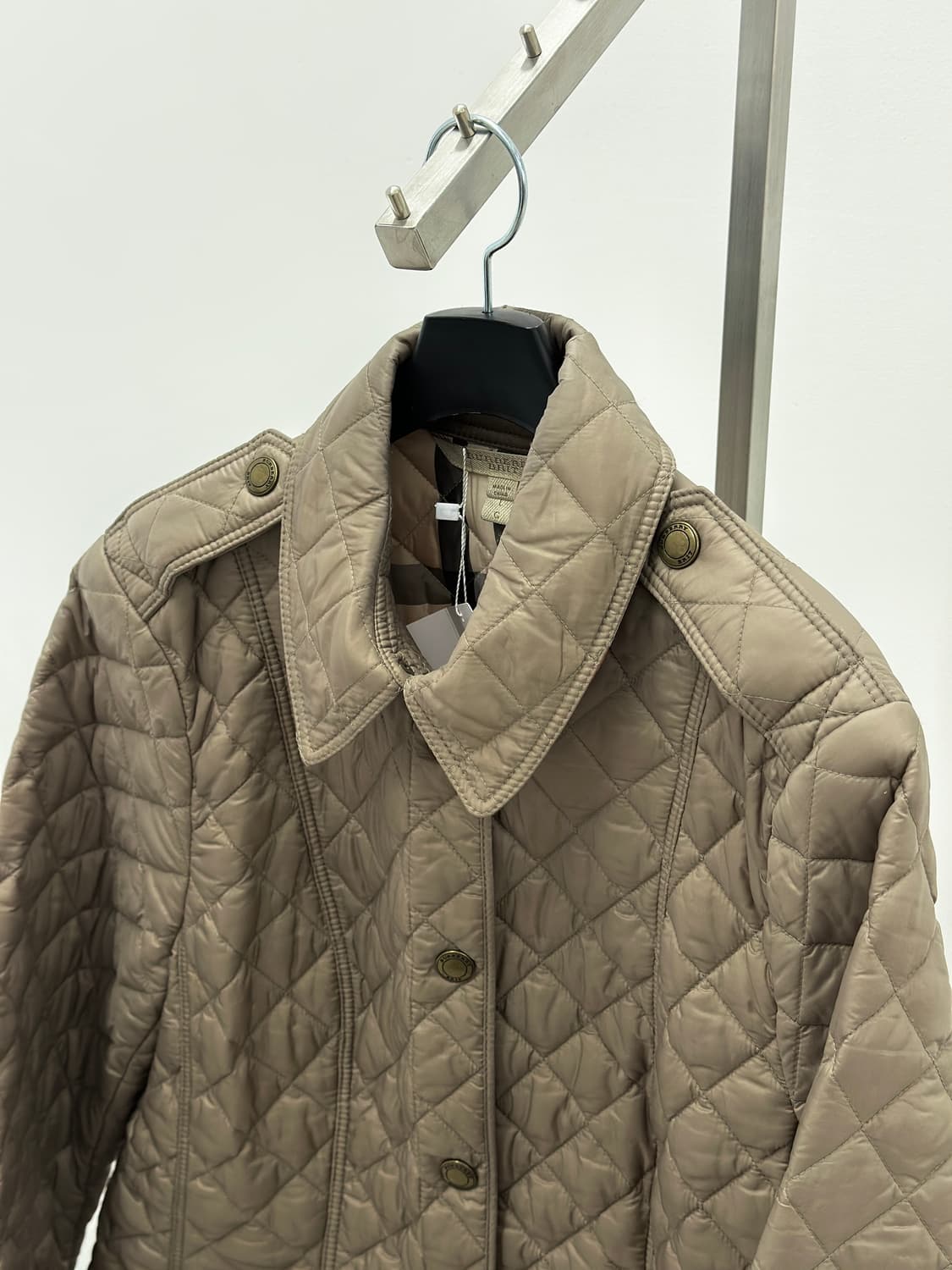 버버리 브릿 캔코트 퀼팅 자켓  상품이미지4