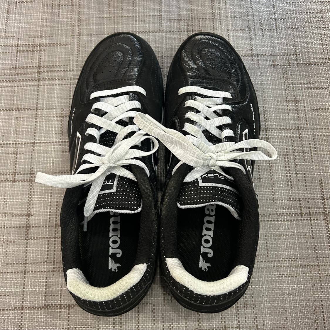 조마 탑플렉스 270 사이즈 판매(1회 착용) 상품이미지3