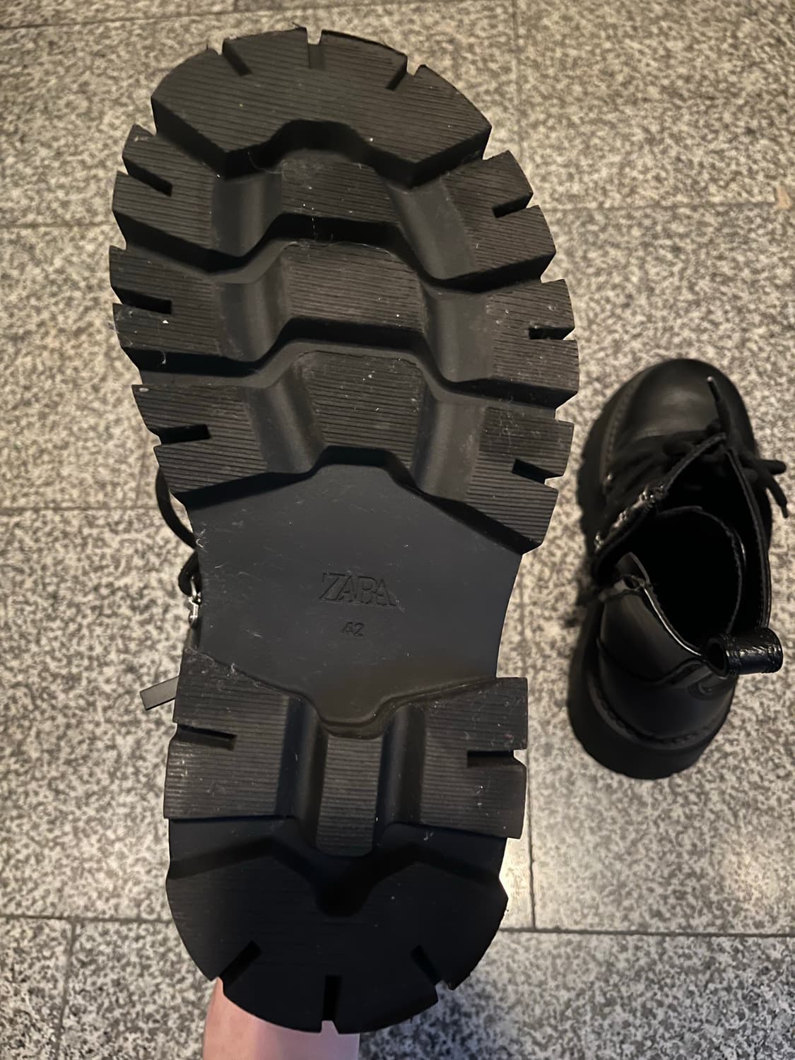 자라 볼륨 레이스업 부츠 42 상품이미지7