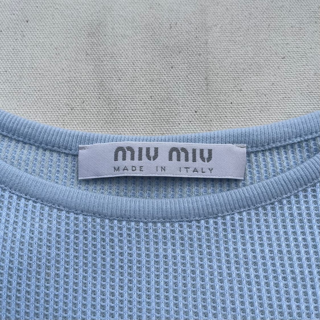 00s 미우미우 미우치아 프라다 와플 크롭 티셔츠 상품이미지3