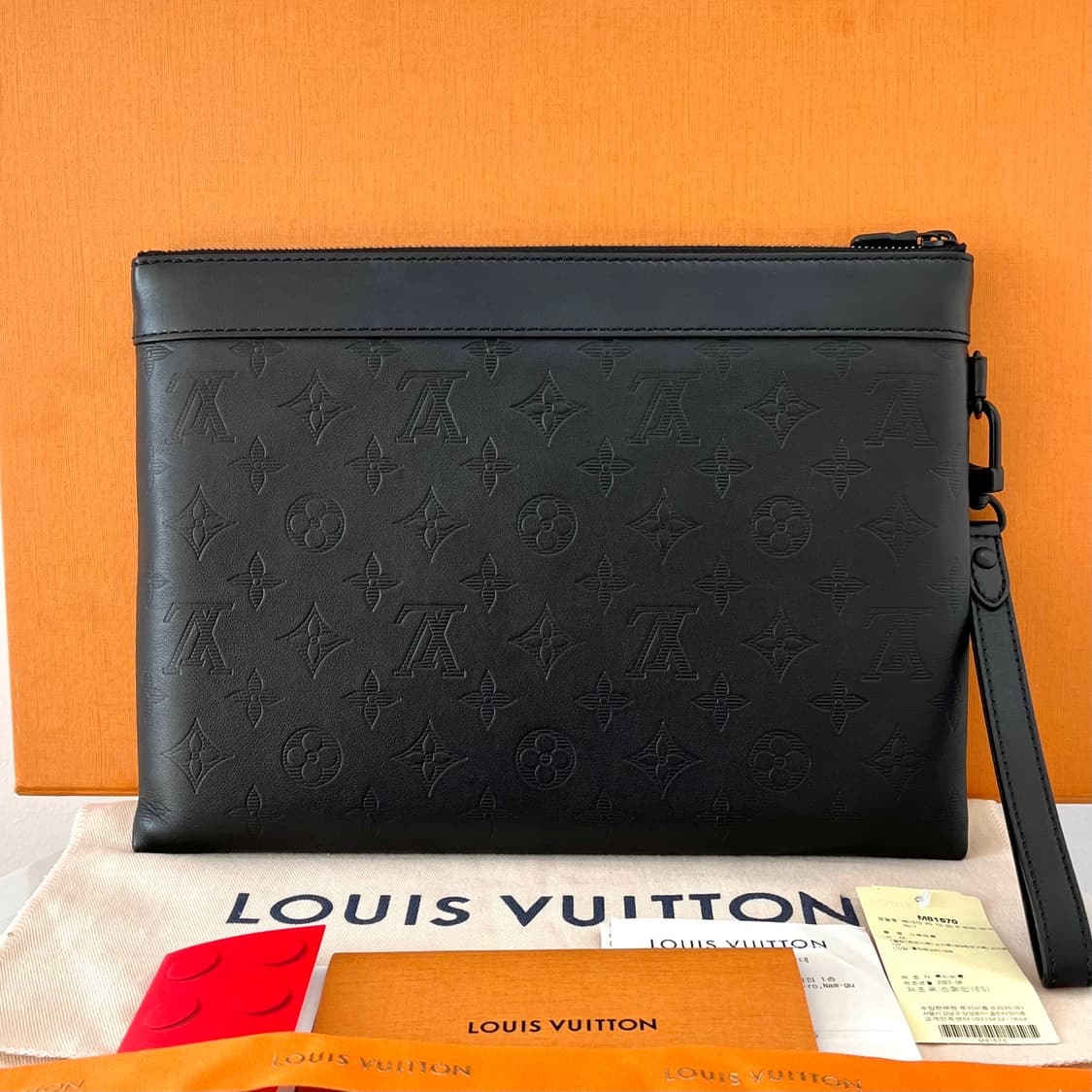 [S급/정품] 루이비통 포쉐트 투고 쉐도우 클러치 백 가방 상품이미지2