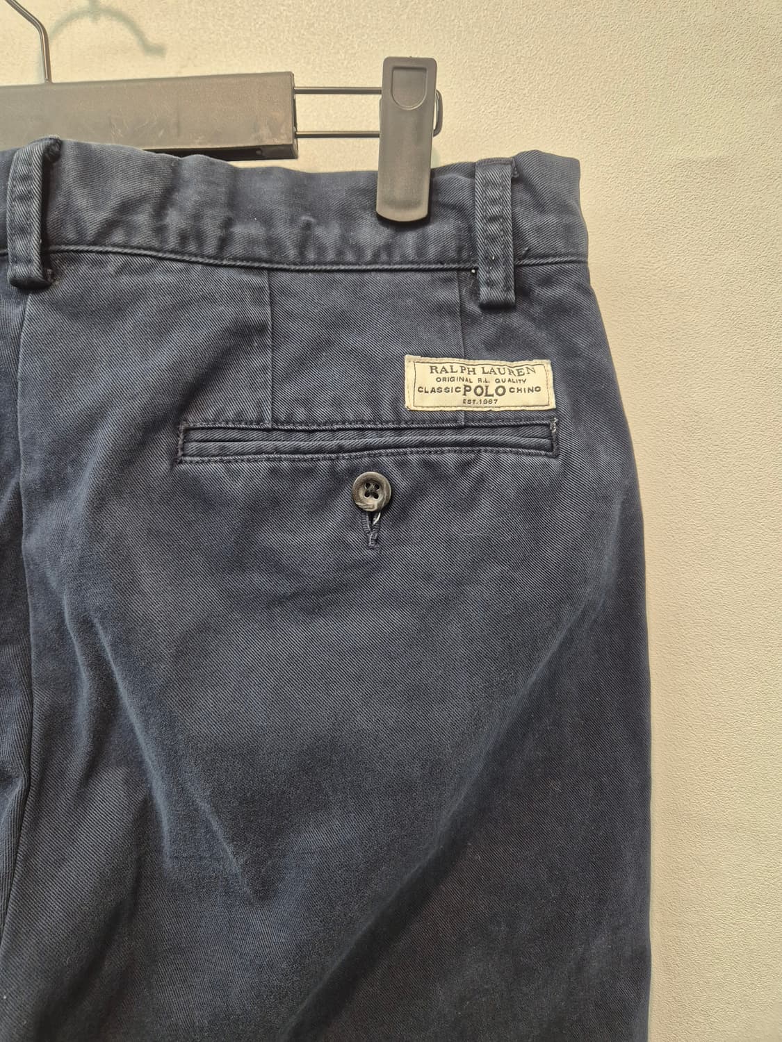 랄프로렌 남성 면바지입니다
- 색상: 네이비
- 사이즈: 29/30 상품이미지3